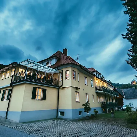 Apartment Im Gruenen *
